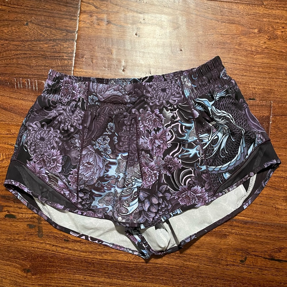 Lululemon Hotty Hot Shorts
